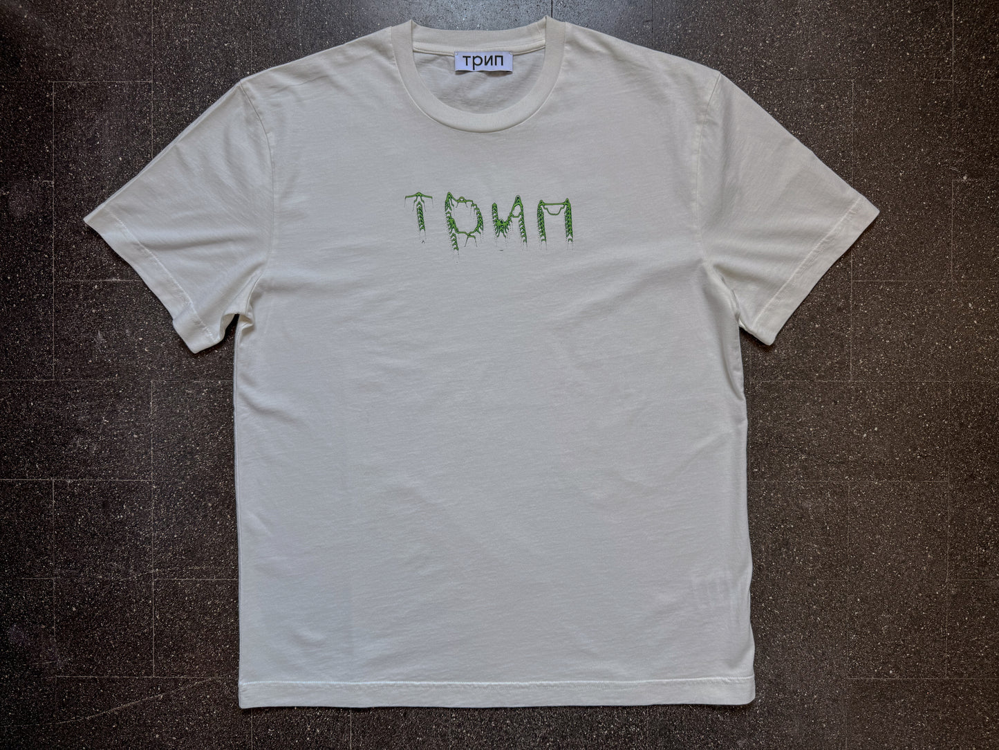 cream трип t-shirt w/ green logo