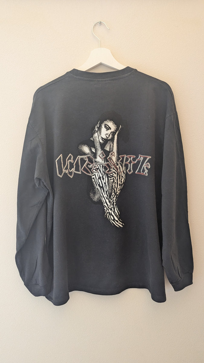 nina kraviz long sleeve