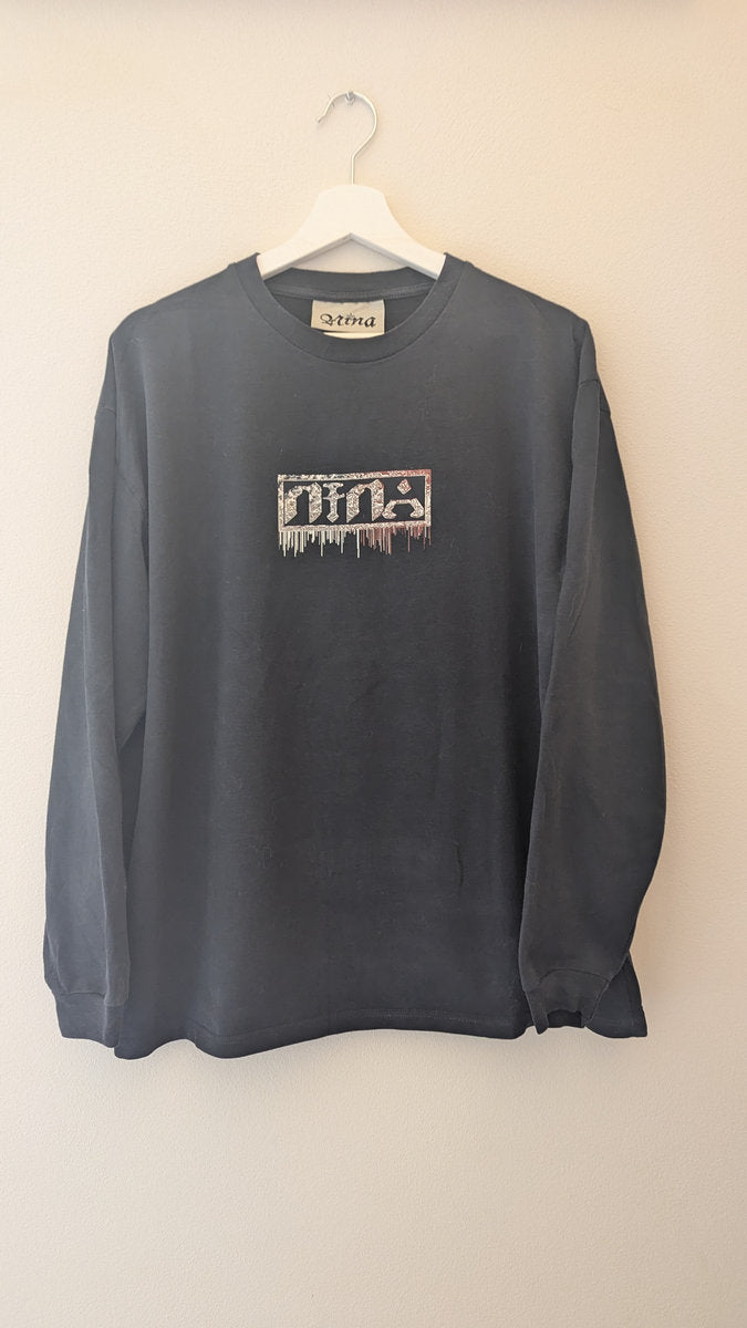 nina kraviz long sleeve
